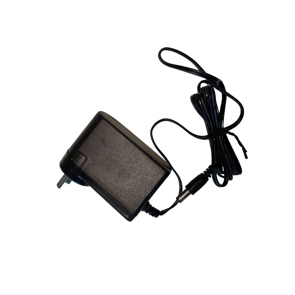 Fuente Conm 110a220V/12V-1.5A | Shimadzu